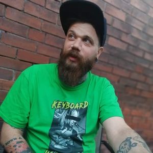 Meet your Posher, Jonny